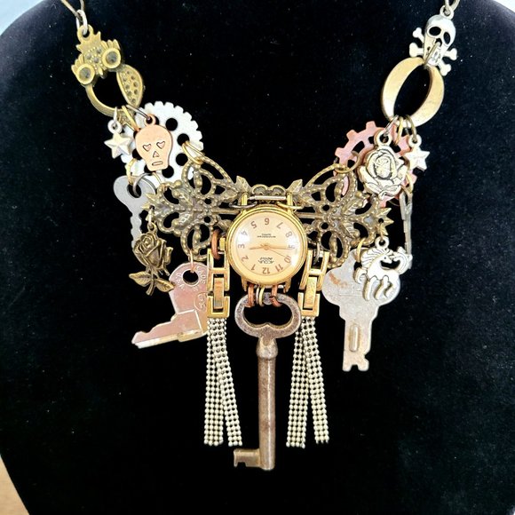 #549 Upcycled Steam=Funk Vintage Keys Statement Necklace - Picture 5 of 7